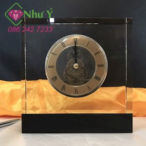 Đồng Hồ Pha Lê NY 008
